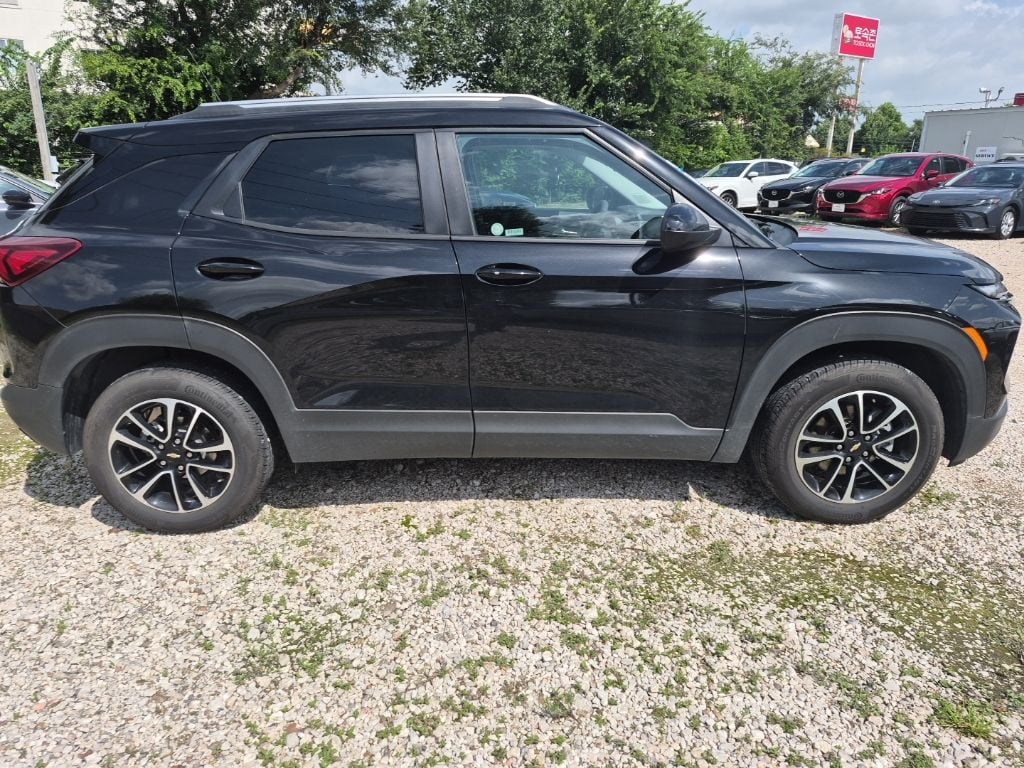 Thumbnail: 2025 Chevrolet TrailBlazer - 5