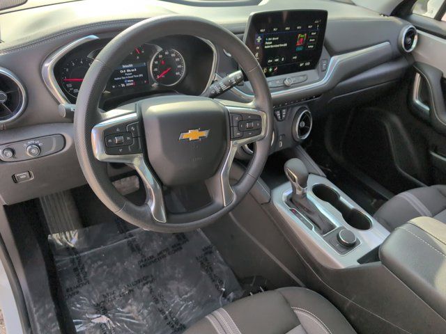 Thumbnail: 2025 Chevrolet Blazer - 15