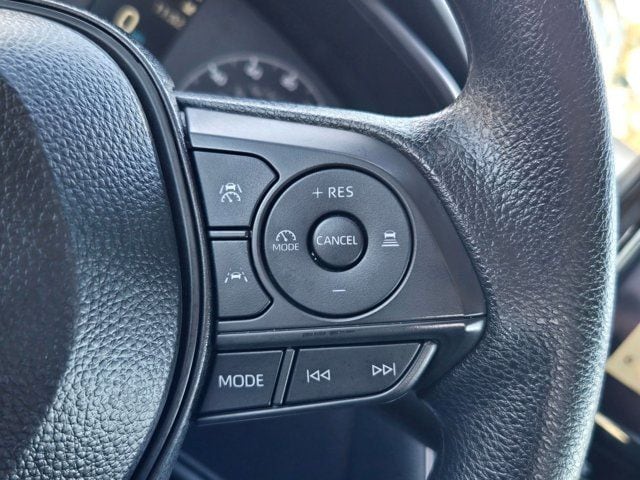 Thumbnail: 2025 Toyota Corolla - 22