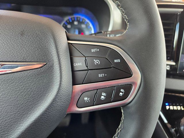 Thumbnail: 2025 Chrysler Pacifica - 21