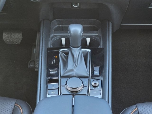 Thumbnail: 2025 Mazda CX-50 - 17