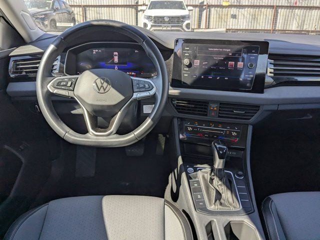 Thumbnail: 2025 Volkswagen Jetta - 24