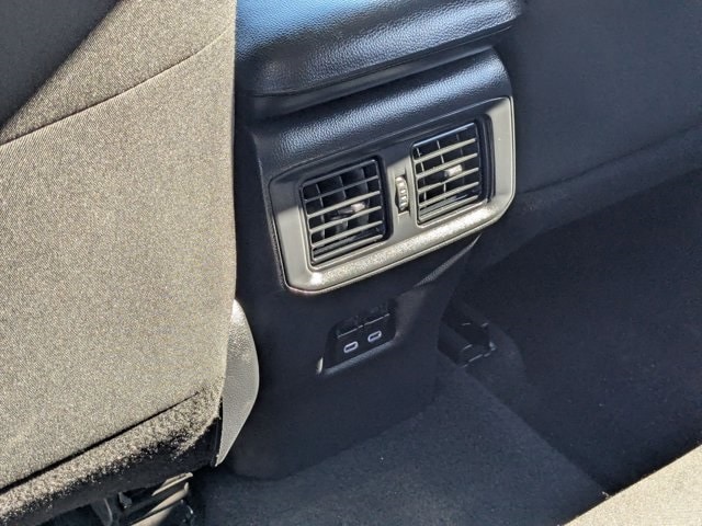 Thumbnail: 2025 Toyota RAV4 - 25