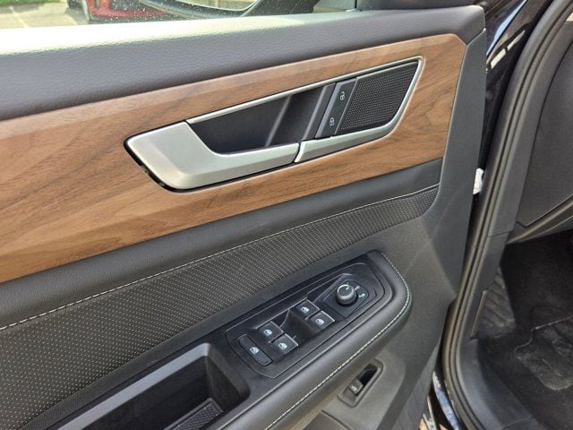 Thumbnail: 2025 Volkswagen Atlas - 14