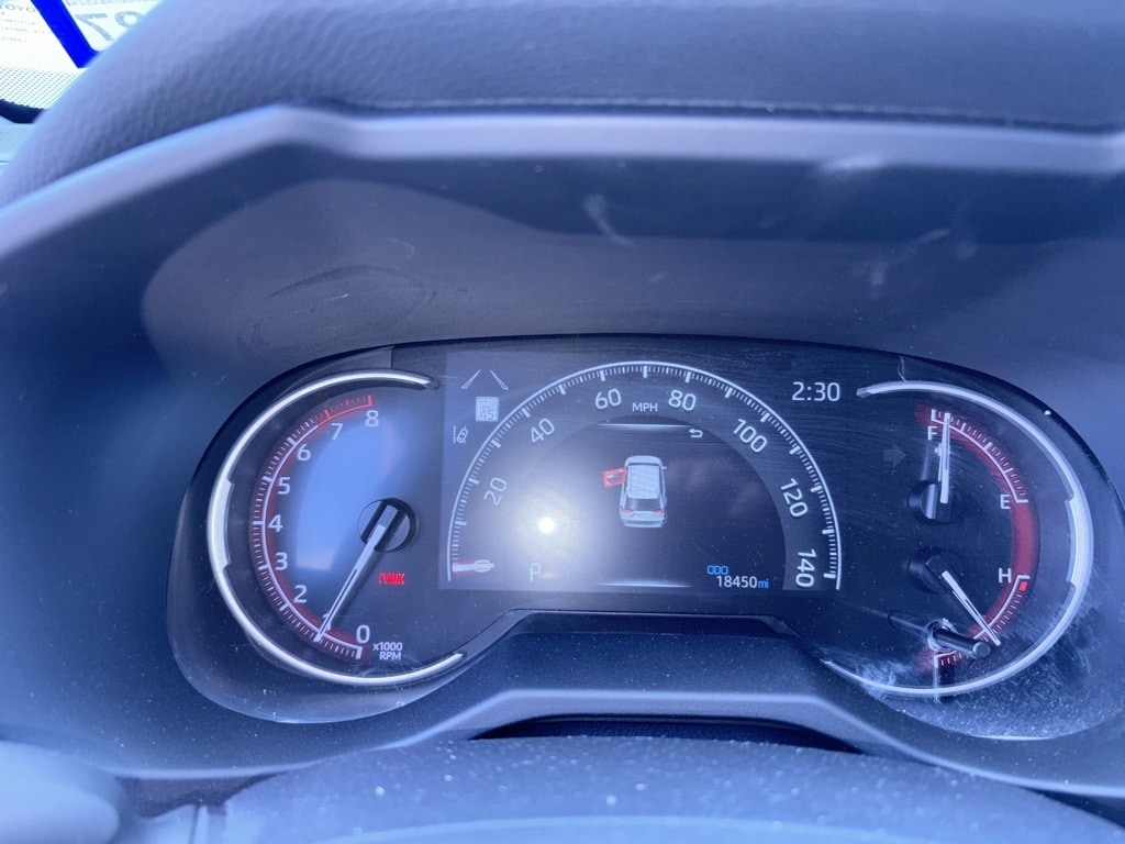 Thumbnail: 2025 Toyota RAV4 - 7