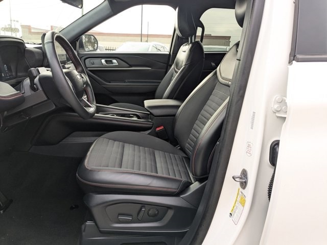 Thumbnail: 2025 Ford Explorer - 24