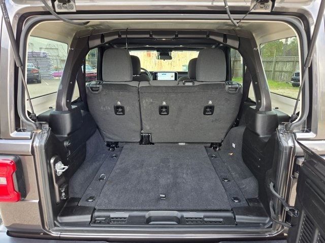 Thumbnail: 2025 Jeep Wrangler - 7