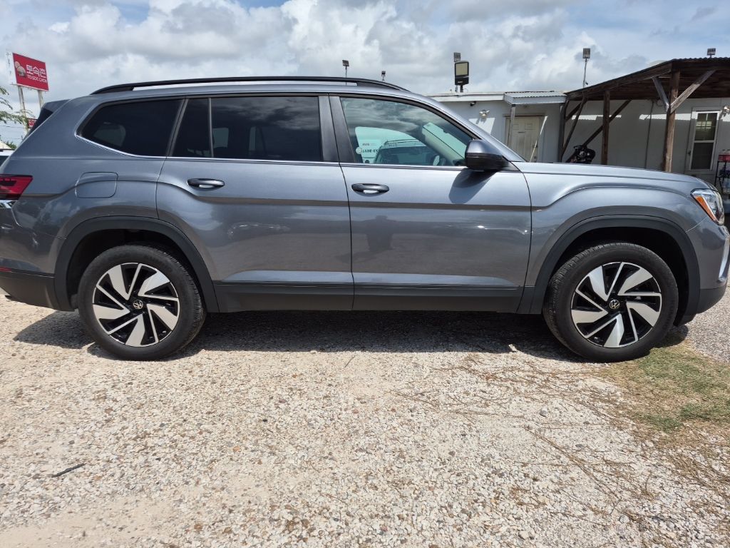 Thumbnail: 2025 Volkswagen Atlas - 3