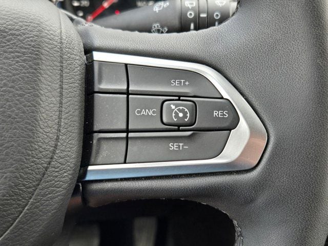 Thumbnail: 2025 Jeep Compass - 21