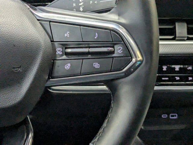 Thumbnail: 2025 Chevrolet Equinox - 17