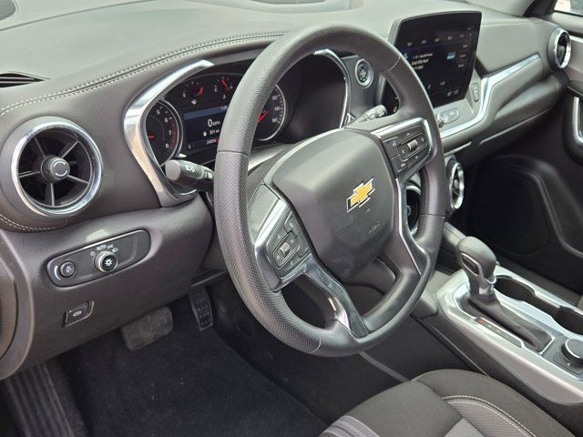 Thumbnail: 2025 Chevrolet Blazer - 11