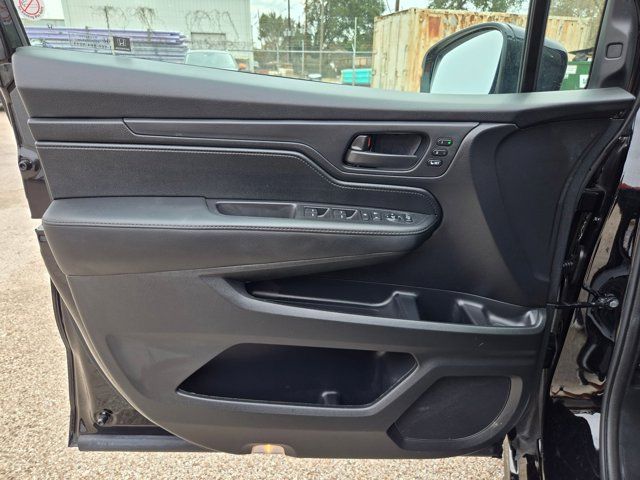 Thumbnail: 2025 Honda Odyssey - 13
