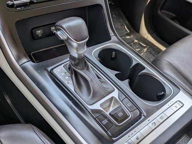 Thumbnail: 2023 Kia Carnival - 18