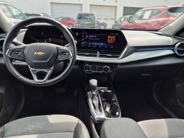 Thumbnail: 2025 Chevrolet Trax - 24