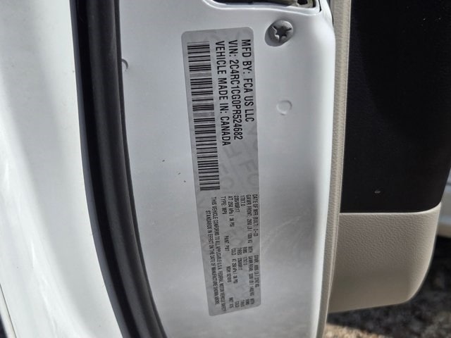 Thumbnail: 2023 Chrysler Voyager - 33