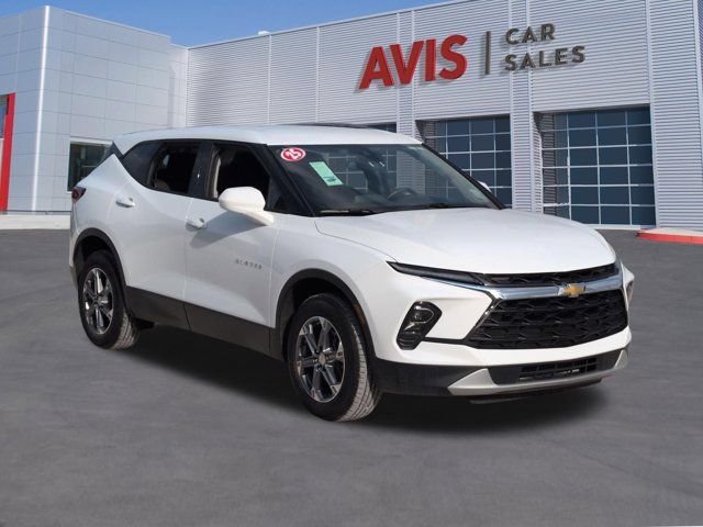 Thumbnail: 2025 Chevrolet Blazer - 3