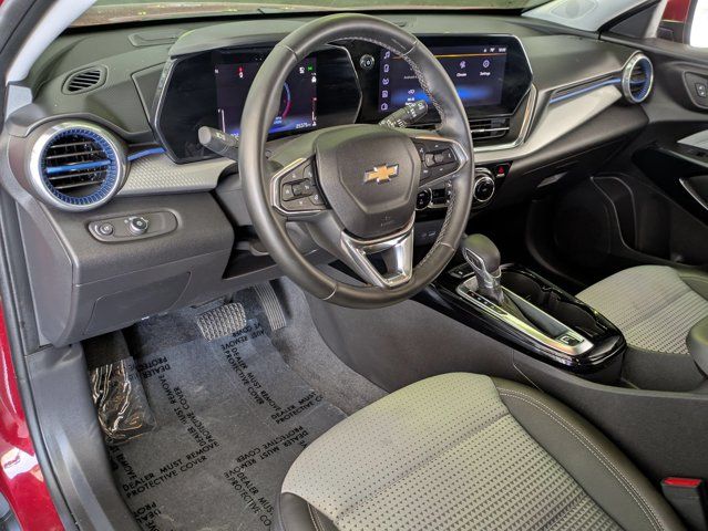 Thumbnail: 2025 Chevrolet Trax - 14