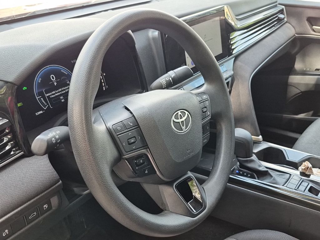Thumbnail: 2025 Toyota Camry - 7