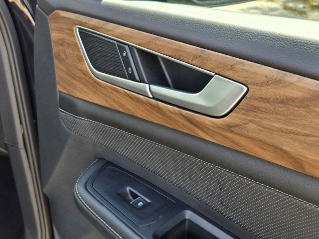 Thumbnail: 2025 Volkswagen Atlas - 28