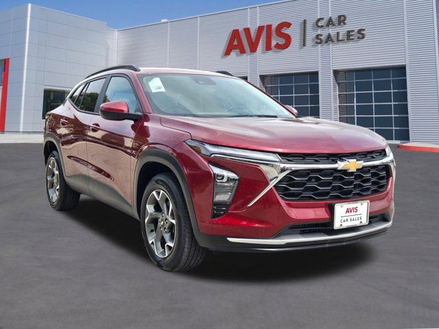 Thumbnail: 2025 Chevrolet Trax - 3