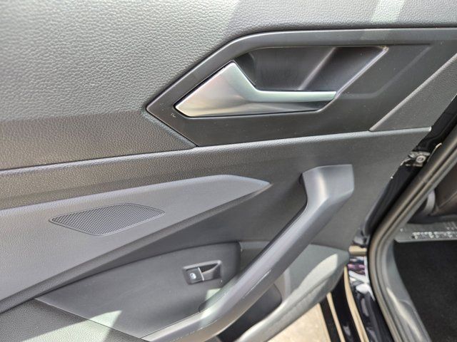 Thumbnail: 2025 Volkswagen Jetta - 24