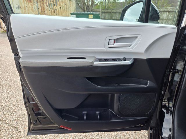 Thumbnail: 2025 Toyota Sienna - 13