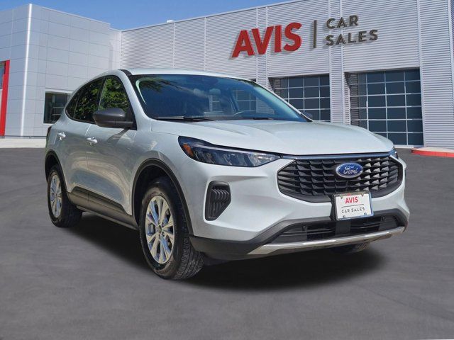 Thumbnail: 2025 Ford Escape - 3