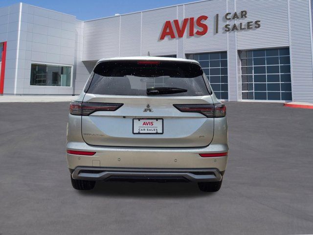 Thumbnail: 2025 Mitsubishi Outlander - 9