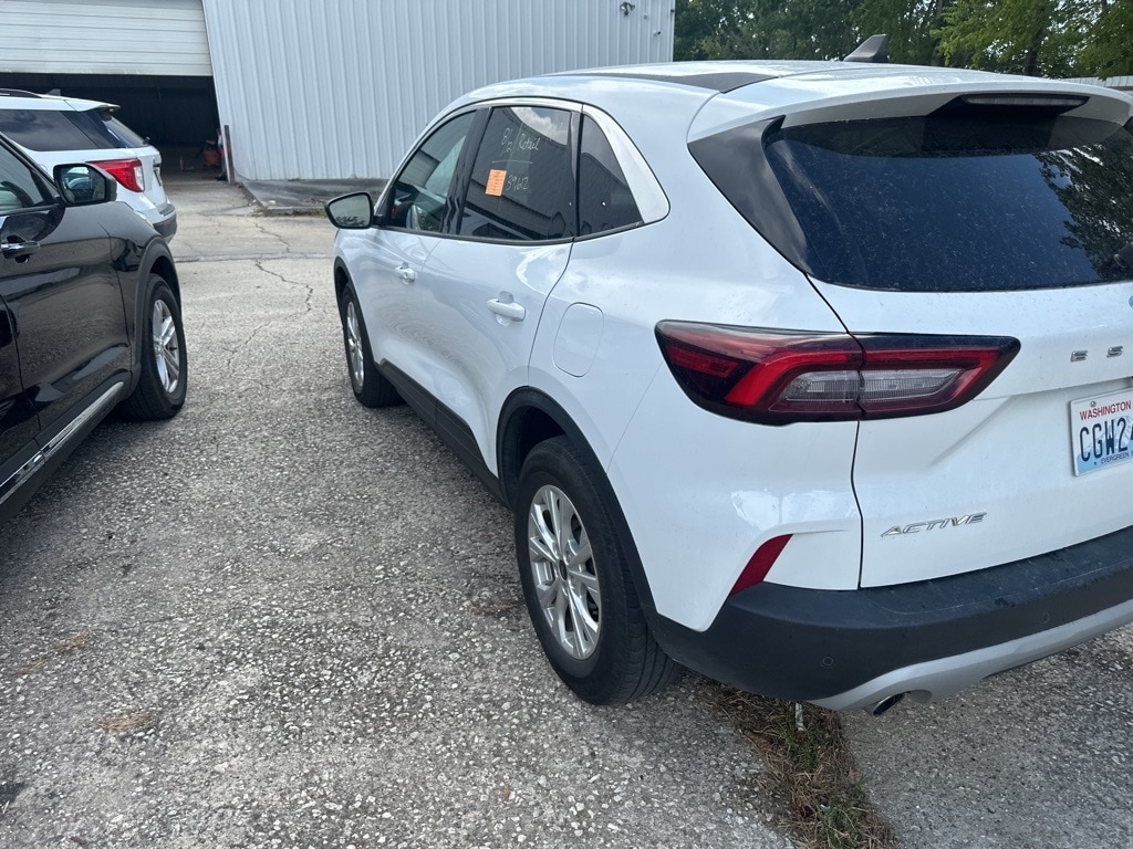 Thumbnail: 2023 Ford Escape - 6