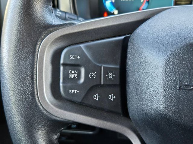 Thumbnail: 2025 Ford Bronco - 20