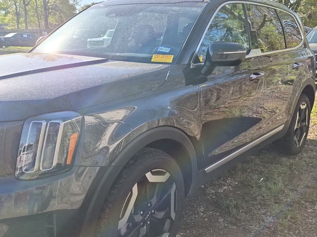 Certified 2025 Kia Telluride S SUV