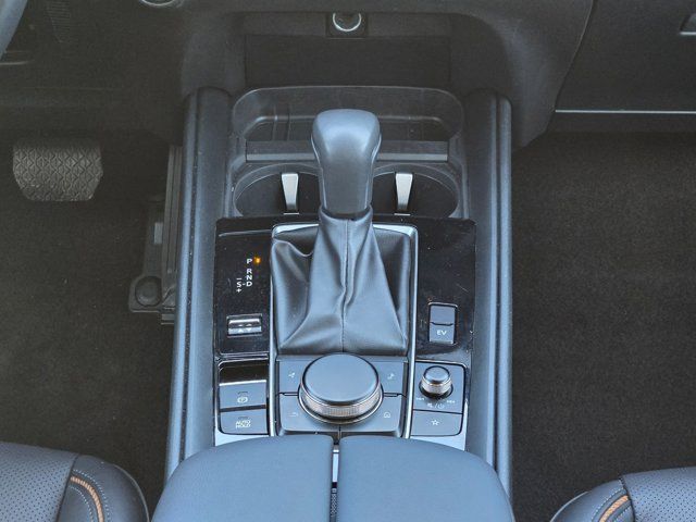 Thumbnail: 2025 Mazda CX-50 - 17