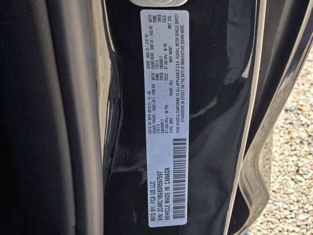 Thumbnail: 2025 Chrysler Pacifica - 33