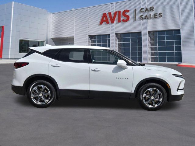 Thumbnail: 2025 Chevrolet Blazer - 5