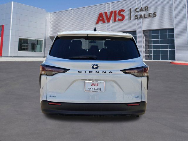 Thumbnail: 2025 Toyota Sienna - 9