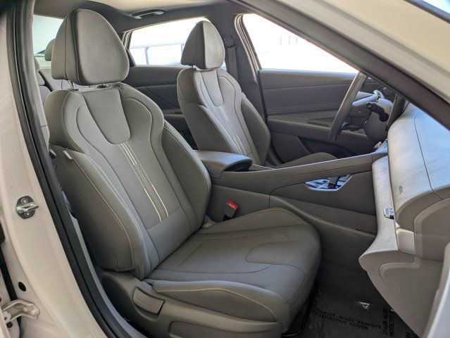 Thumbnail: 2025 Hyundai Elantra - 28
