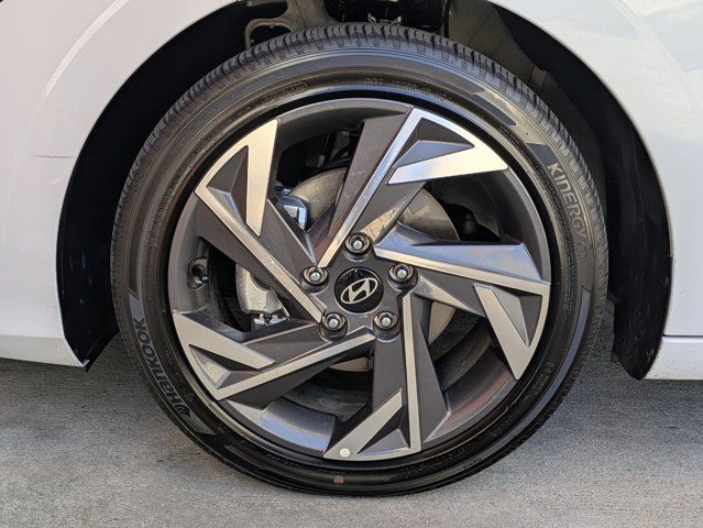 Thumbnail: 2025 Hyundai Elantra - 31