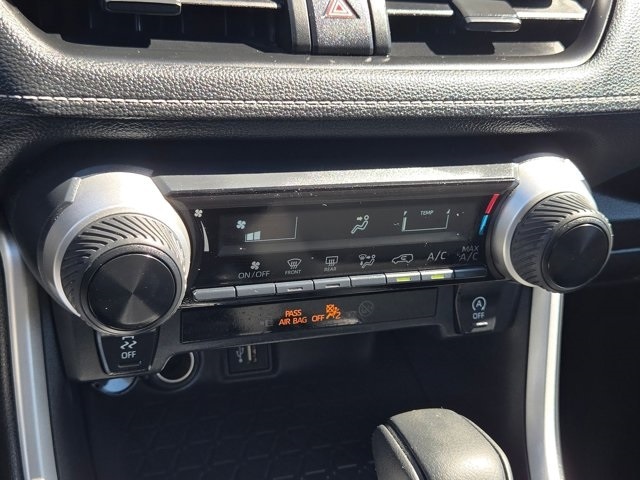 Thumbnail: 2025 Toyota RAV4 - 21