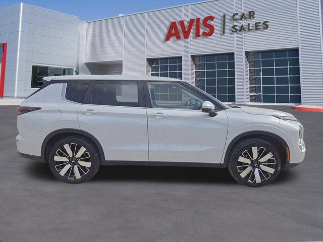 Thumbnail: 2025 Mitsubishi Outlander - 5