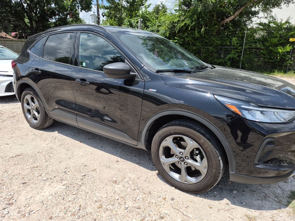 Thumbnail: 2025 Ford Escape - 4