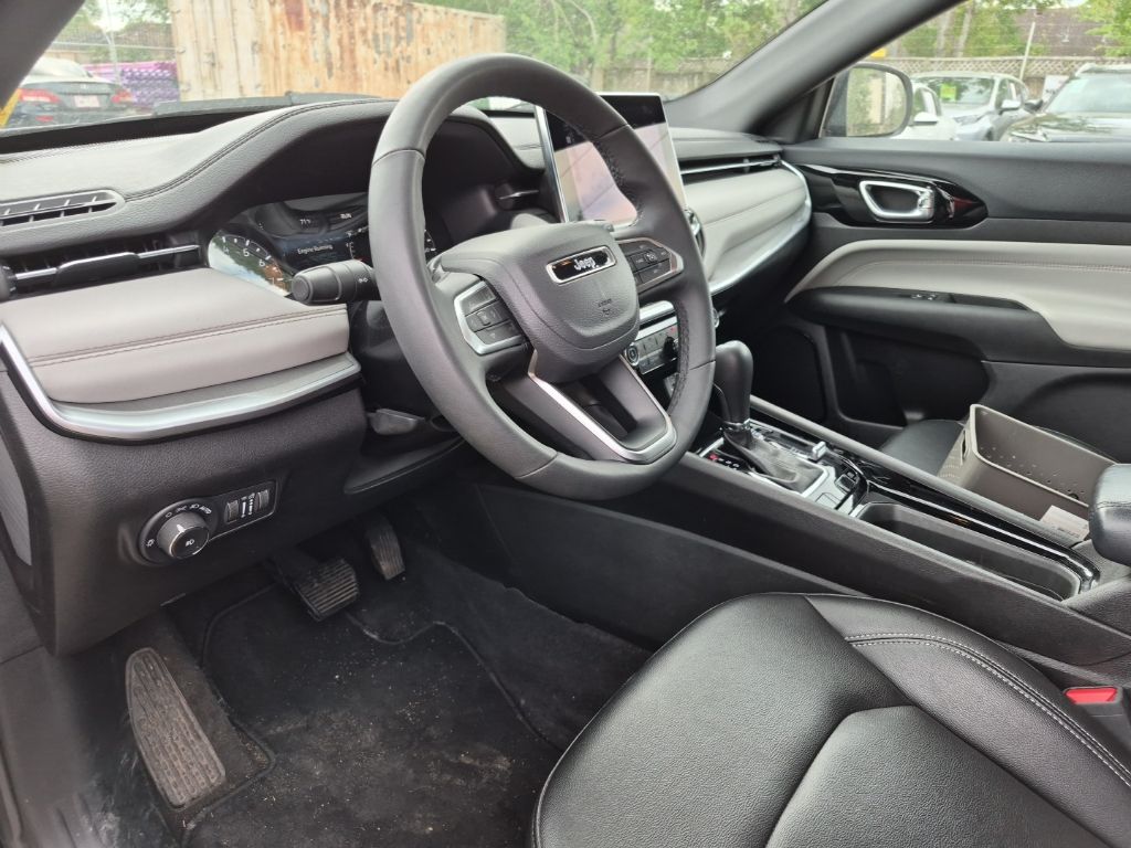 Thumbnail: 2025 Jeep Compass - 6