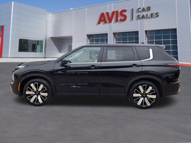 Thumbnail: 2025 Mitsubishi Outlander - 11