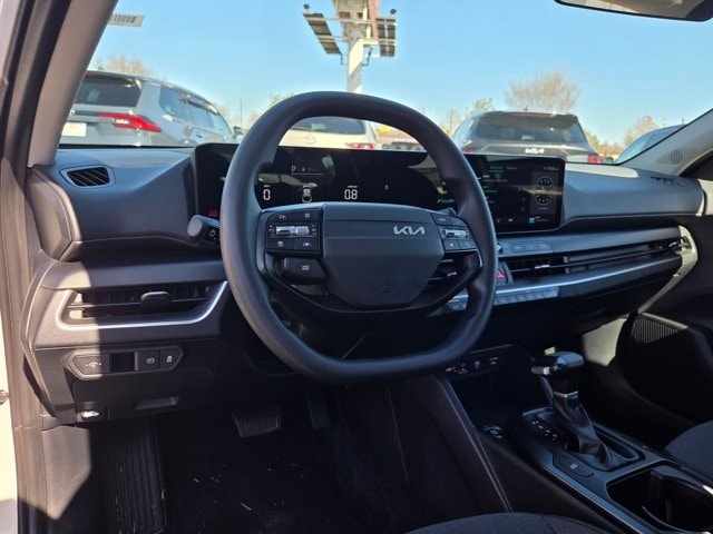 Thumbnail: 2025 Kia K4 - 15