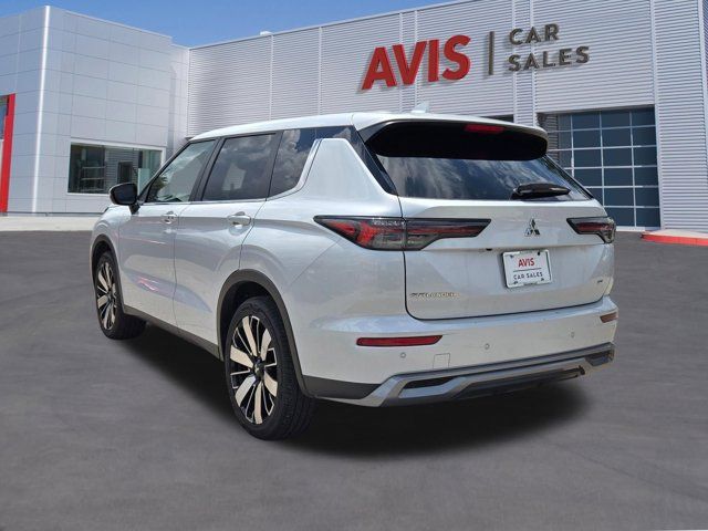 Thumbnail: 2025 Mitsubishi Outlander - 10