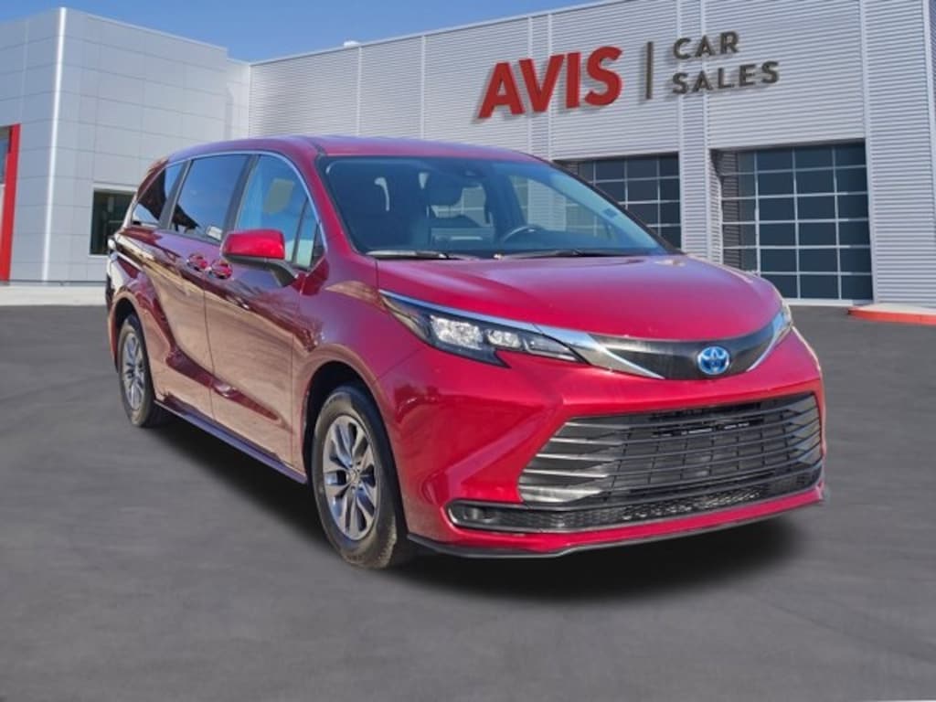 Certified 2025 Toyota Sienna LE Van Passenger Van