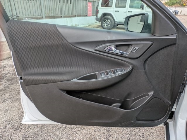2023 Chevrolet Malibu LT 11