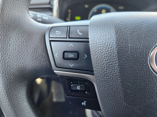 Thumbnail: 2025 Toyota Camry - 21