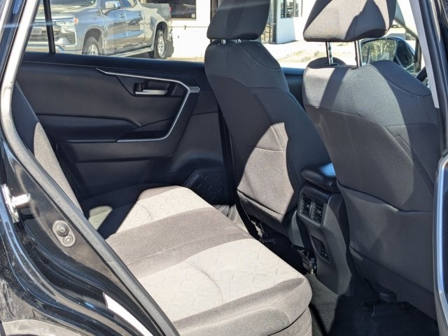 Thumbnail: 2025 Toyota RAV4 - 27