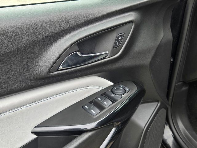 Thumbnail: 2025 Chevrolet Trax - 14
