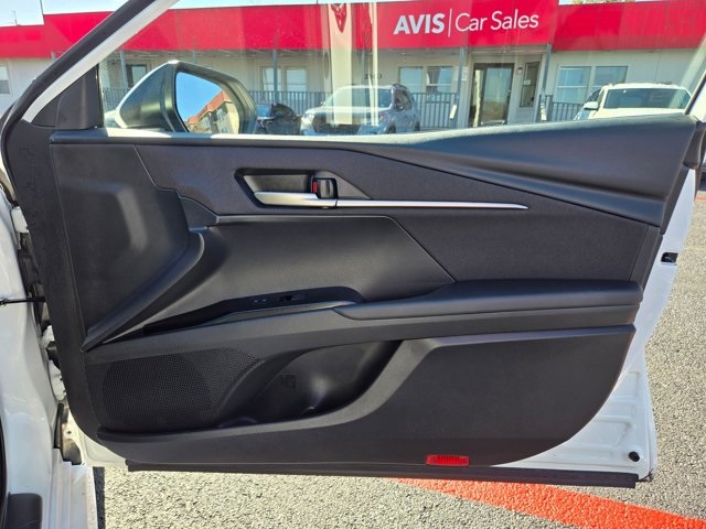 Thumbnail: 2025 Toyota Camry - 27